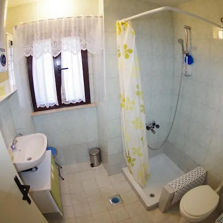 Дом отдыха House In Village Rakalj