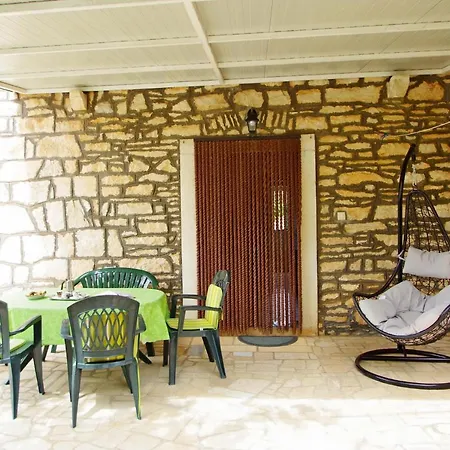 House In Village Сasa de vacaciones