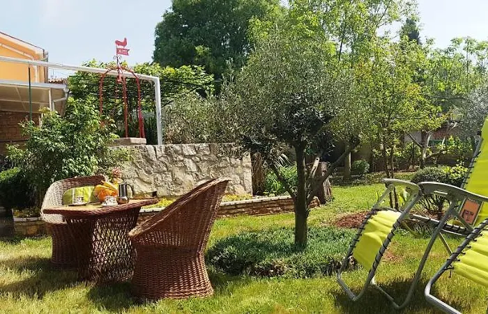 House In Village 펜션 *