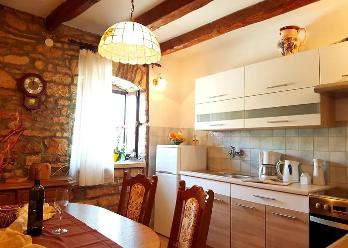 House In Village 펜션