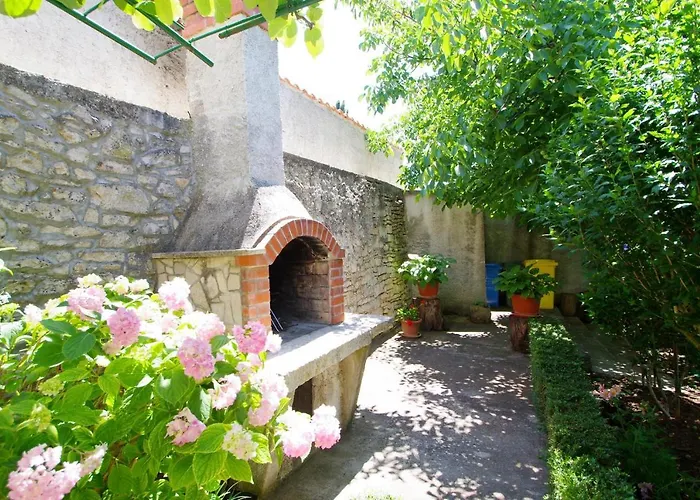 House In Village 펜션 *