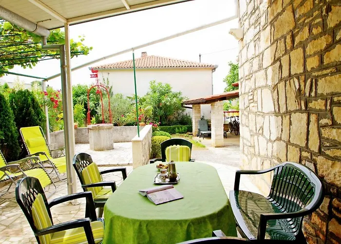 House In Village * Rakalj