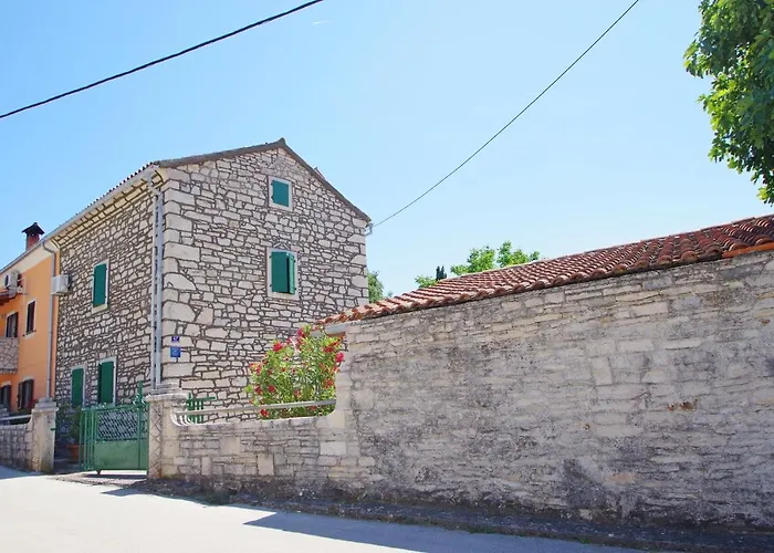 House In Village * Rakalj